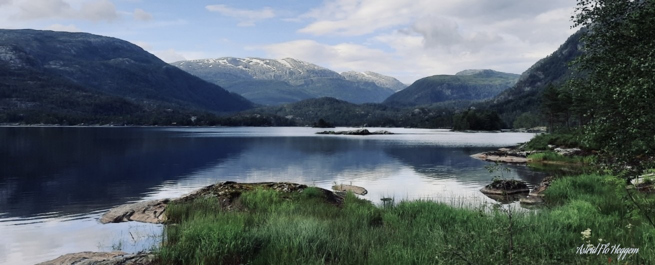 Utsikt over Storfjorden – Eimhjellevatnet